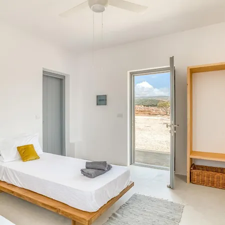 Casa de Férias Aetheria Villa's & Angairiá